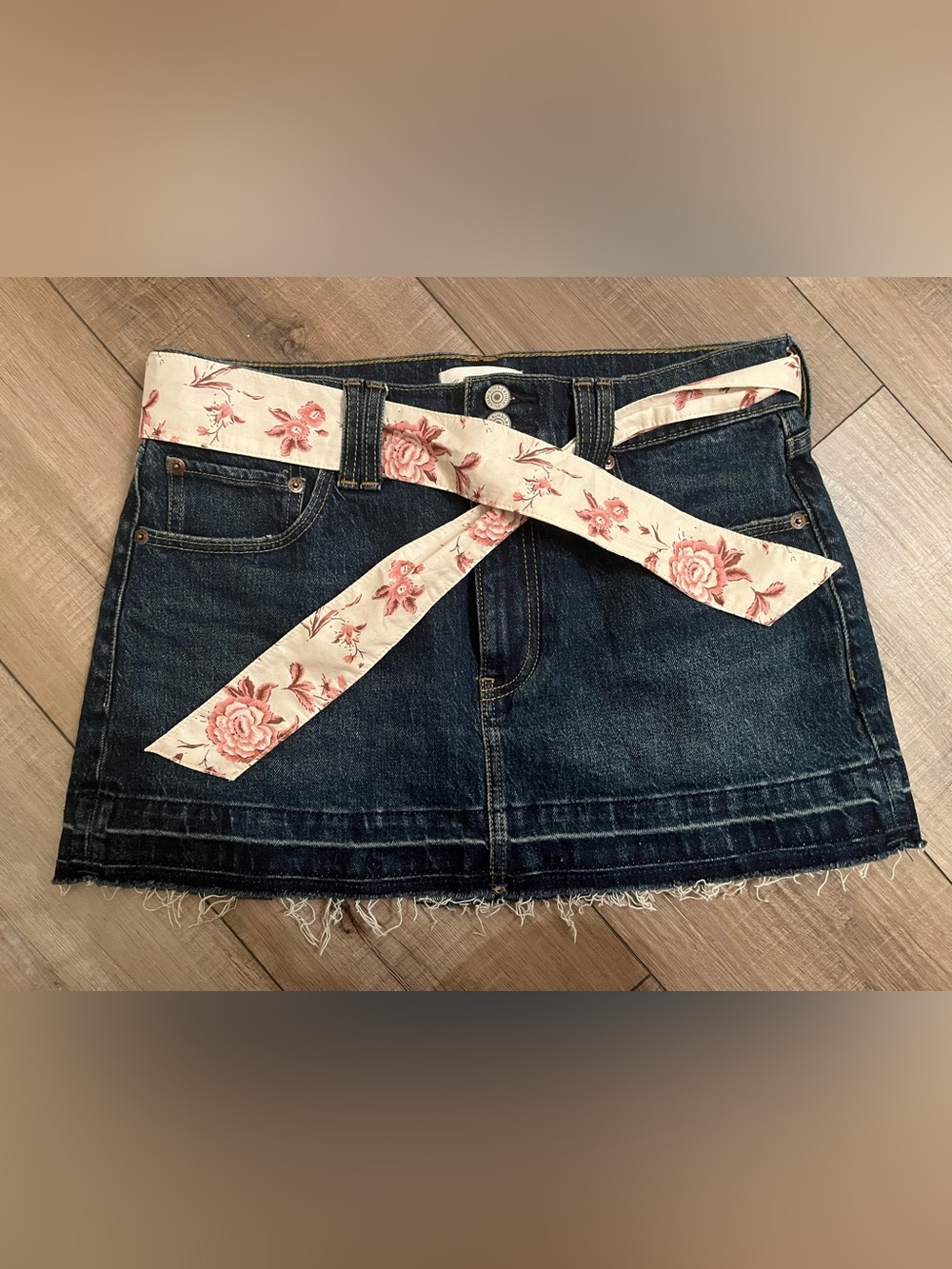 Abercrombie & Fitch Mini Skirt with Cream and Pink Belt